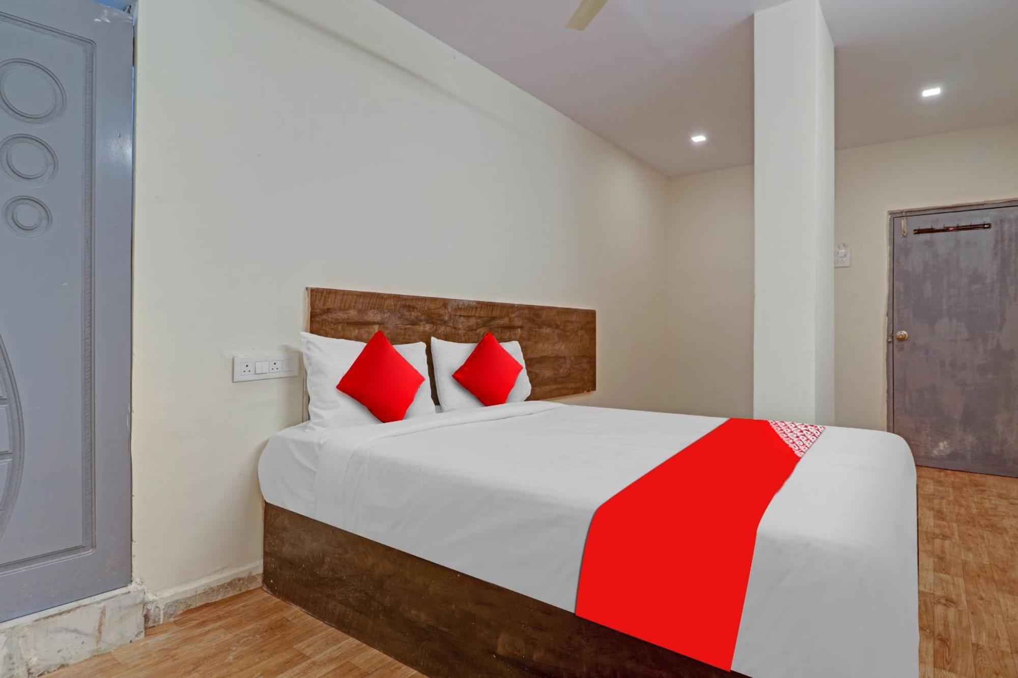 Hotel O R Square Bn Reddy Sururnagar Exterior foto