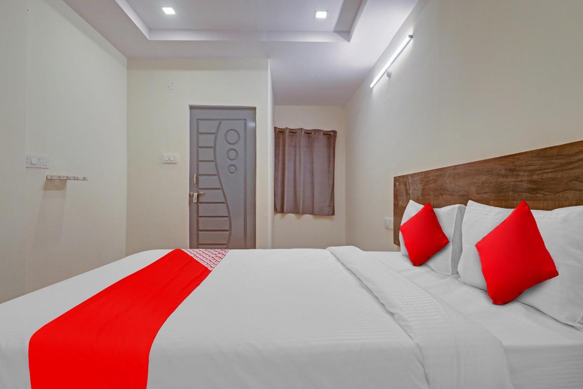 Hotel O R Square Bn Reddy Sururnagar Exterior foto