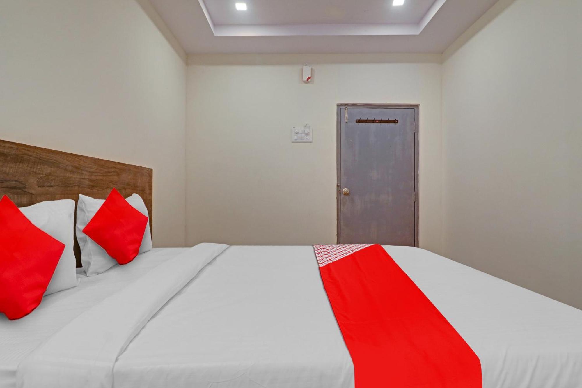 Hotel O R Square Bn Reddy Sururnagar Exterior foto