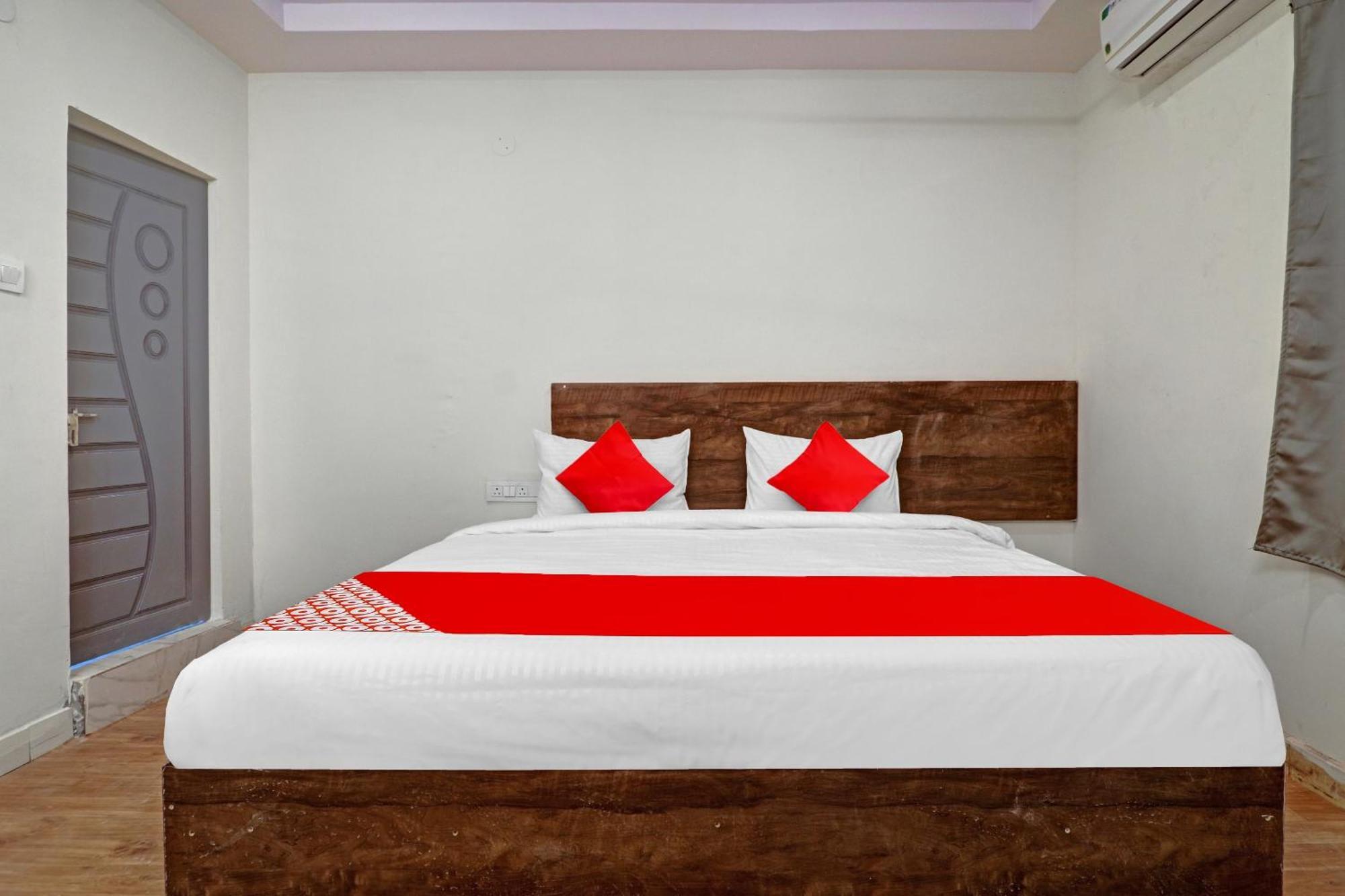 Hotel O R Square Bn Reddy Sururnagar Exterior foto