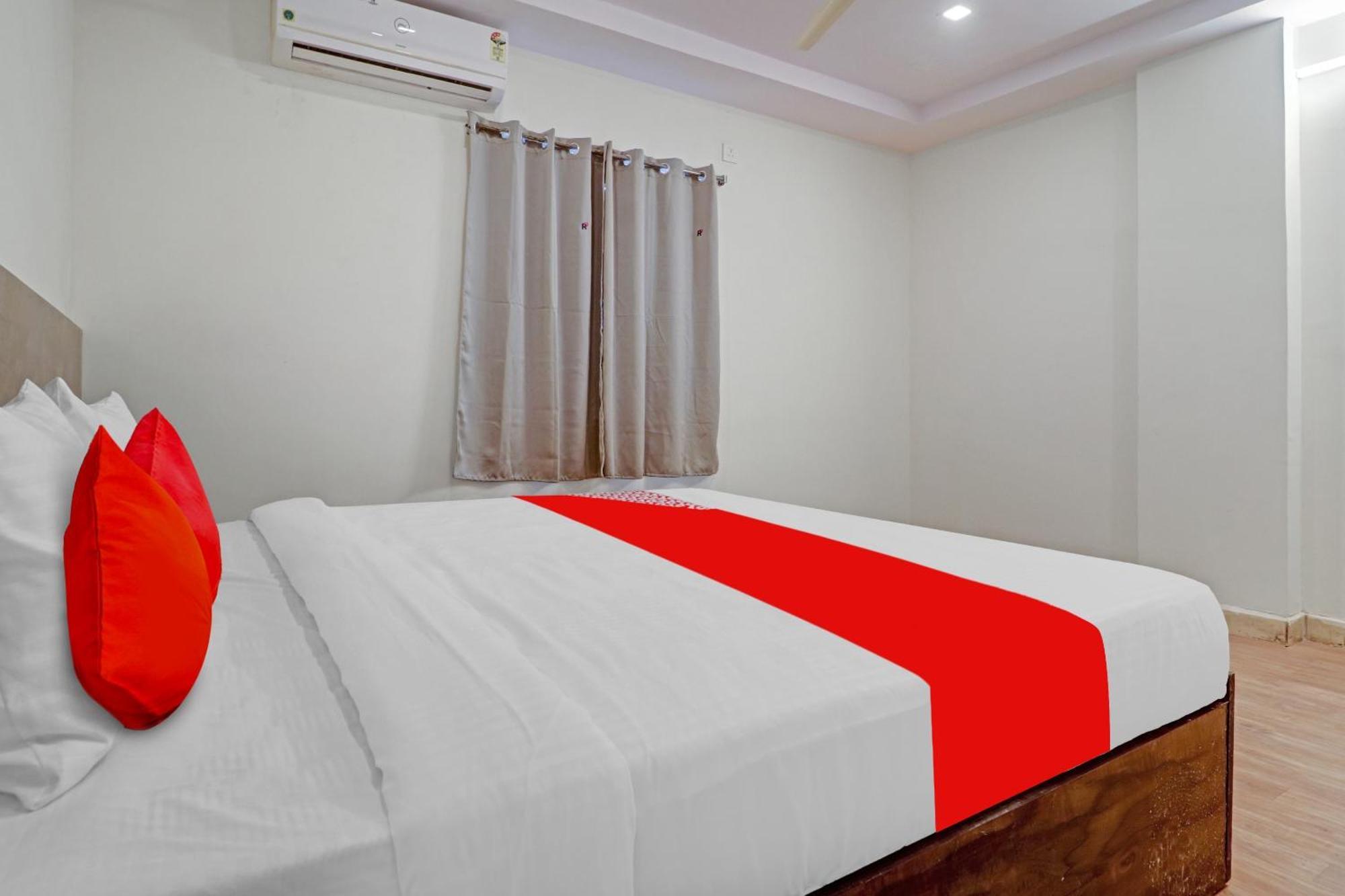 Hotel O R Square Bn Reddy Sururnagar Exterior foto