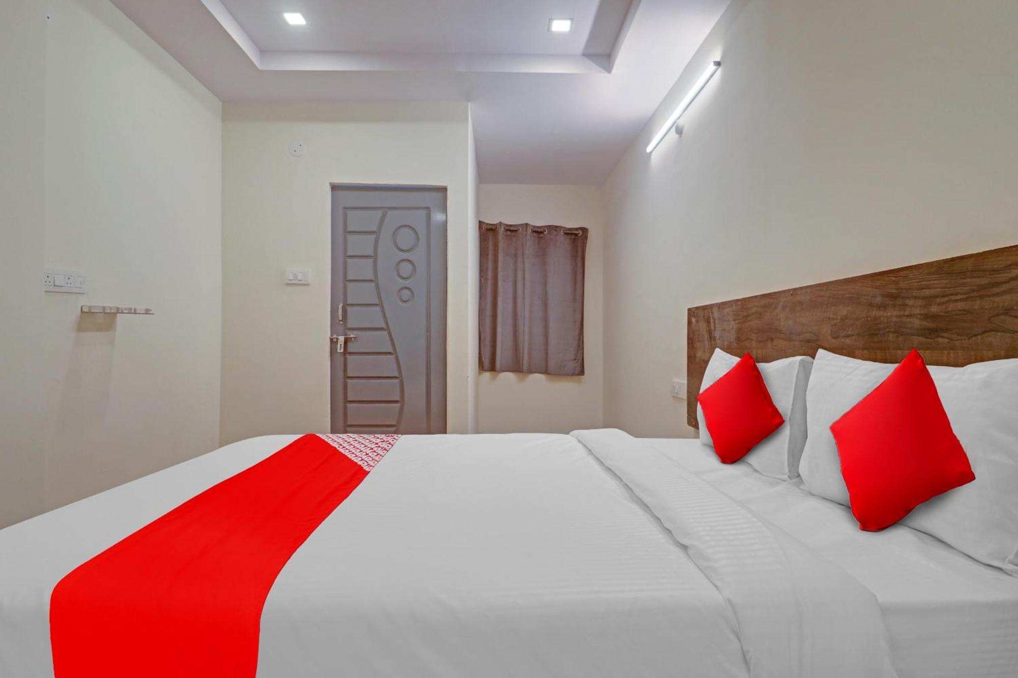 Hotel O R Square Bn Reddy Sururnagar Exterior foto