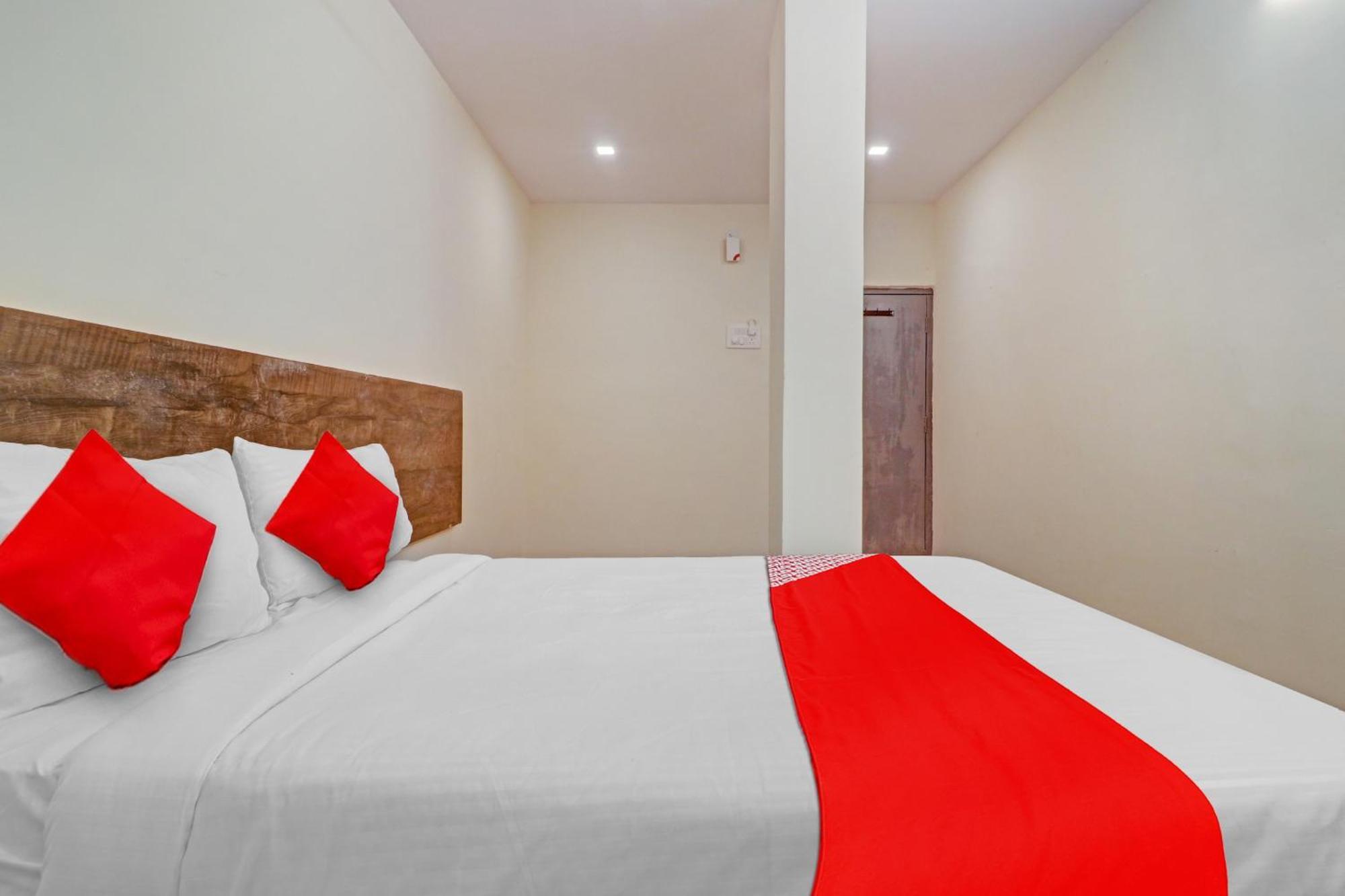 Hotel O R Square Bn Reddy Sururnagar Exterior foto